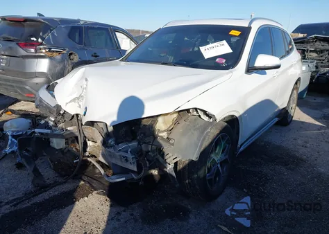 2018 BMW X1 xDrive28I из США, поврежденный, VIN WBXHT3C32J5L24981